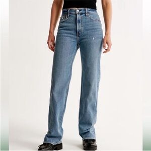 Abercrombie & Fitch Curve Love High Rise 90s Relaxed Jean